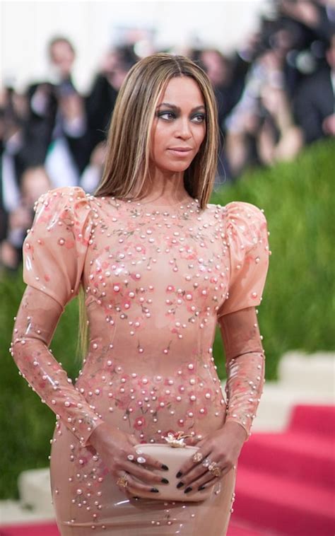 beyonce givenchy met|givenchy beyonce red carpet.